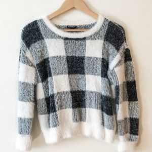 Modern Plaid Textured Sweater in Black and White